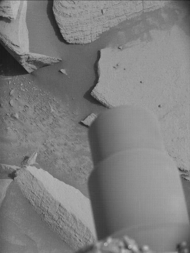 Sol 4332: Mast Camera (Mastcam)