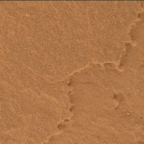 Sol 4334: Mars Hand Lens Imager (MAHLI)