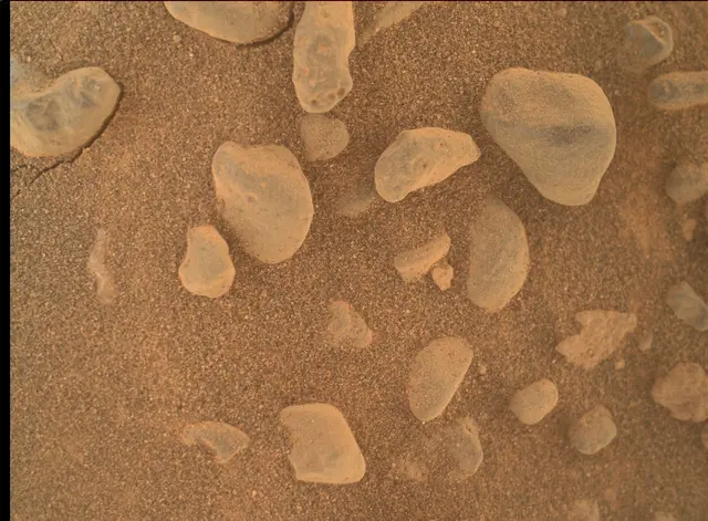 Sol 4336: Mars Hand Lens Imager (MAHLI)