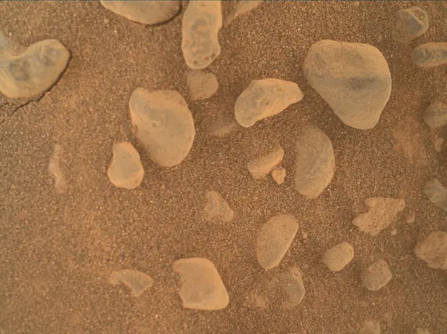 Sol 4336: Mars Hand Lens Imager (MAHLI)