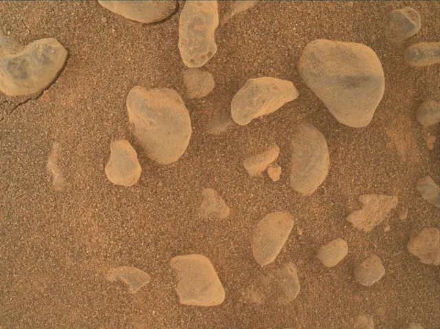 Sol 4336: Mars Hand Lens Imager (MAHLI)