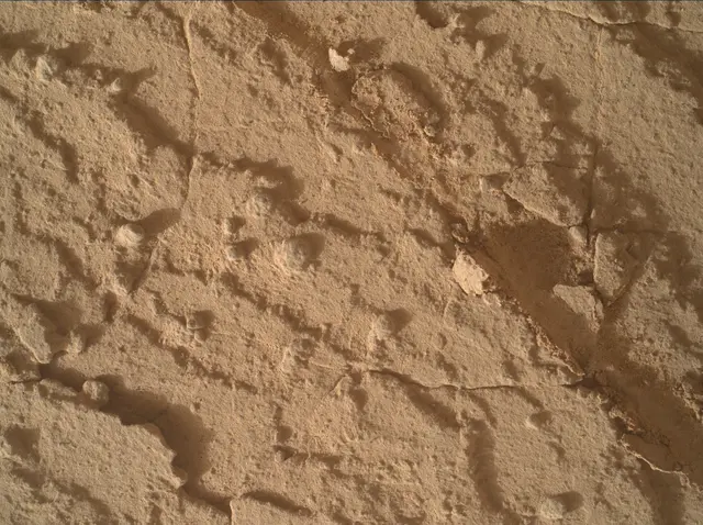 Sol 4338: Mars Hand Lens Imager (MAHLI)