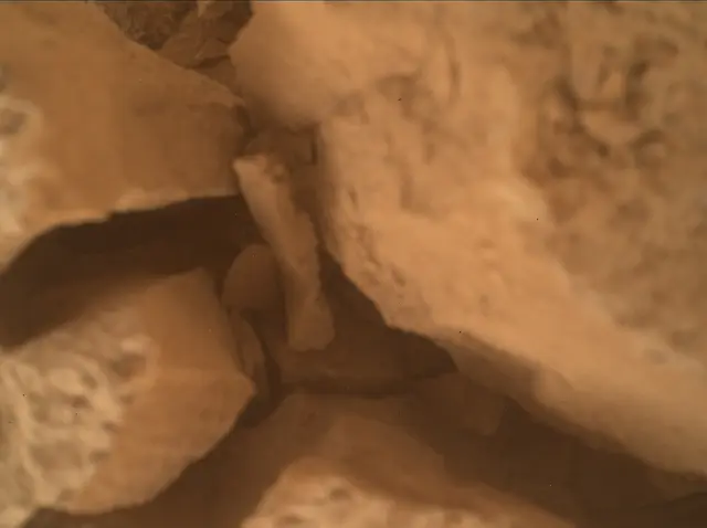 Sol 4338: Mars Hand Lens Imager (MAHLI)
