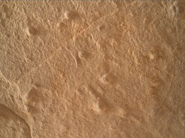 Sol 4338: Mars Hand Lens Imager (MAHLI)