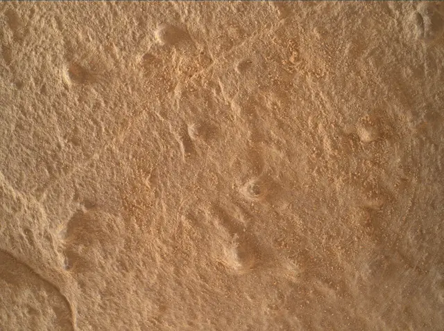 Sol 4338: Mars Hand Lens Imager (MAHLI)