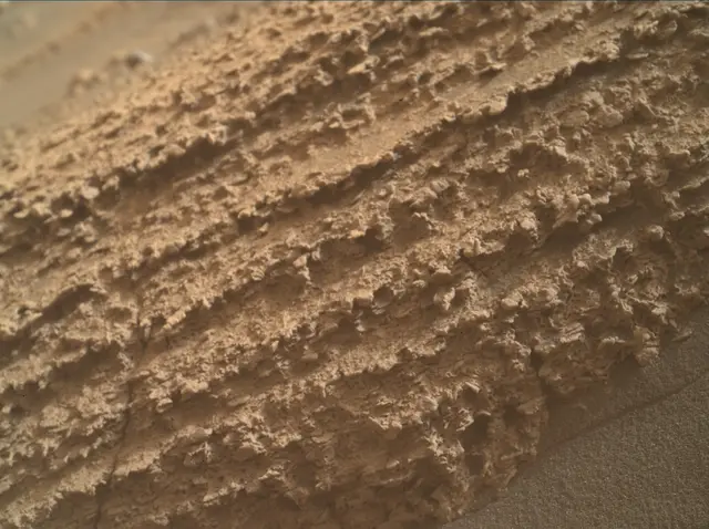 Sol 4345: Mars Hand Lens Imager (MAHLI)