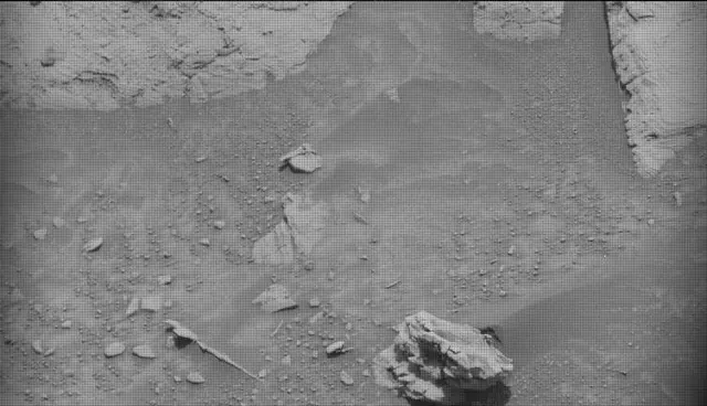 Sol 4350: Mast Camera (Mastcam)