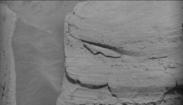 Sol 4350: Mast Camera (Mastcam)