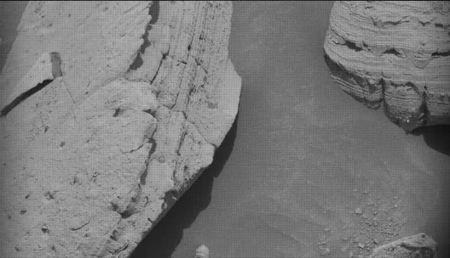 Sol 4350: Mast Camera (Mastcam)
