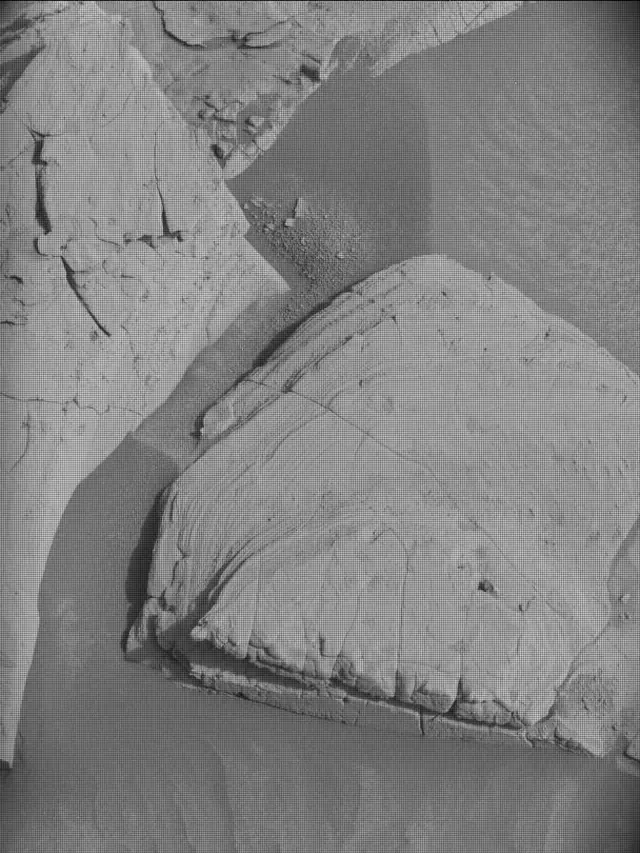 Sol 4350: Mast Camera (Mastcam)