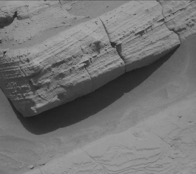 Sol 4350: Mast Camera (Mastcam)
