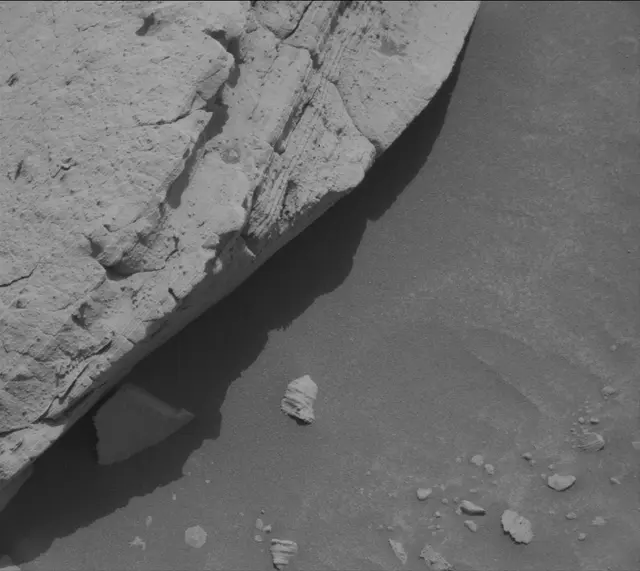 Sol 4350: Mast Camera (Mastcam)