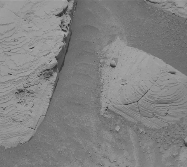 Sol 4350: Mast Camera (Mastcam)