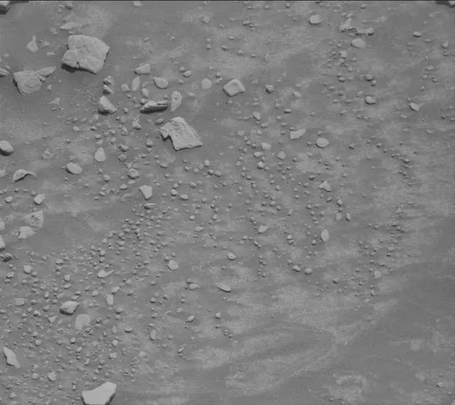 Sol 4350: Mast Camera (Mastcam)