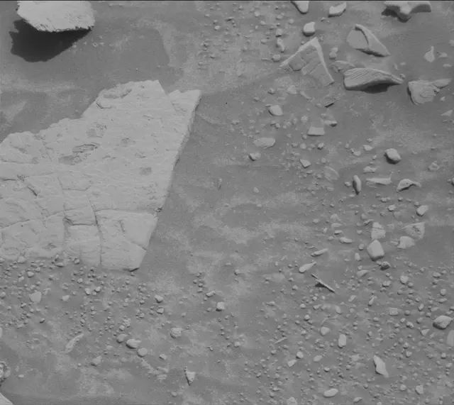 Sol 4350: Mast Camera (Mastcam)