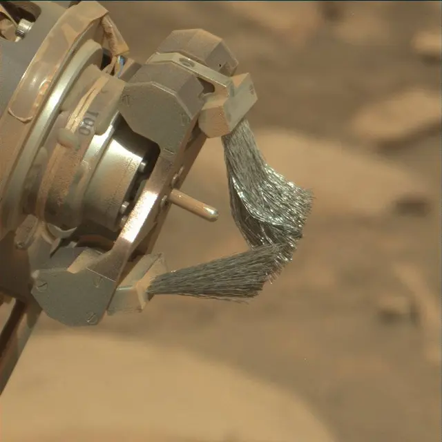 Sol 4350: Mast Camera (Mastcam)