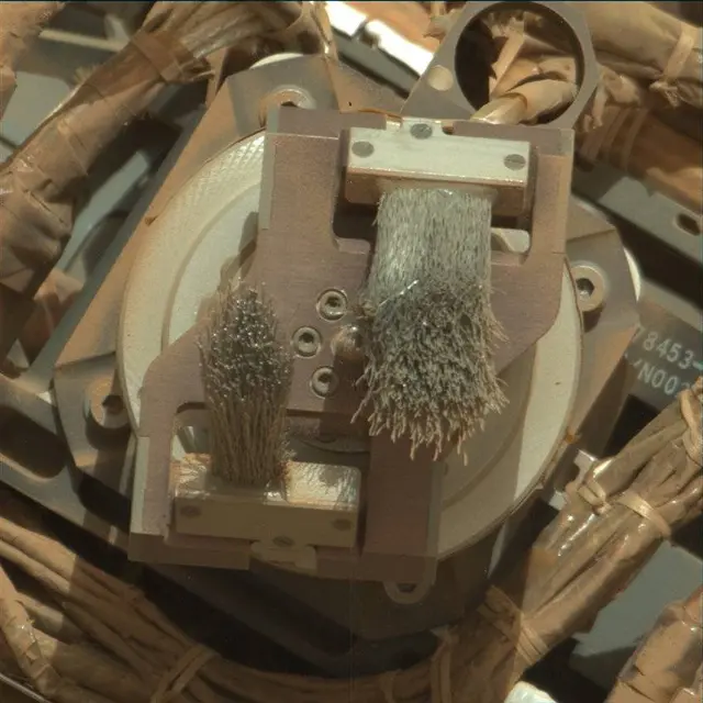 Sol 4350: Mast Camera (Mastcam)