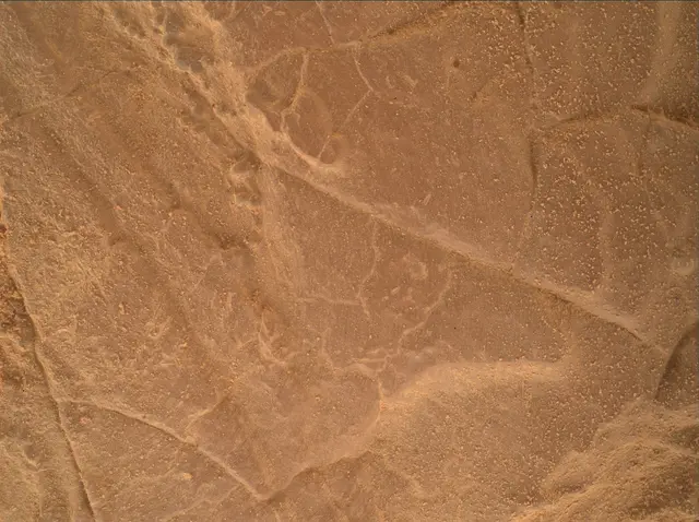 Sol 4350: Mars Hand Lens Imager (MAHLI)