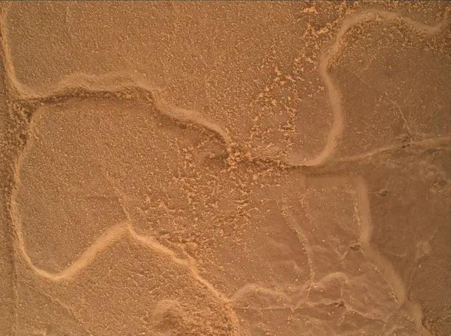 Sol 4350: Mars Hand Lens Imager (MAHLI)