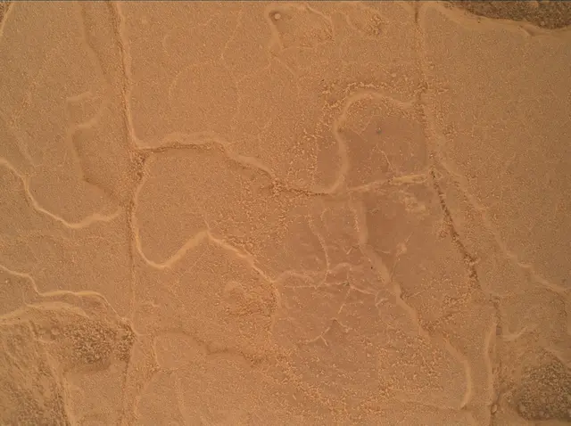 Sol 4350: Mars Hand Lens Imager (MAHLI)