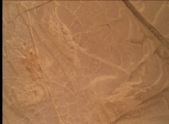 Sol 4350: Mars Hand Lens Imager (MAHLI)