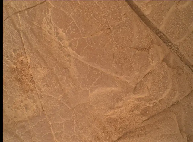 Sol 4350: Mars Hand Lens Imager (MAHLI)