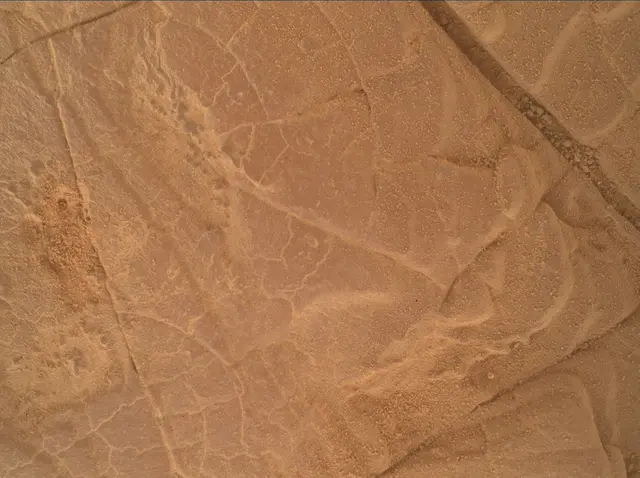 Sol 4350: Mars Hand Lens Imager (MAHLI)