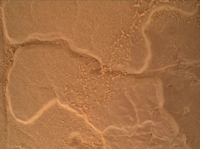 Sol 4350: Mars Hand Lens Imager (MAHLI)
