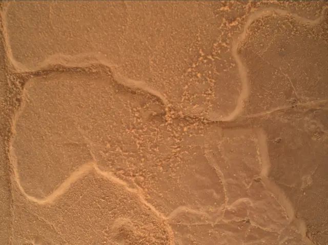 Sol 4350: Mars Hand Lens Imager (MAHLI)