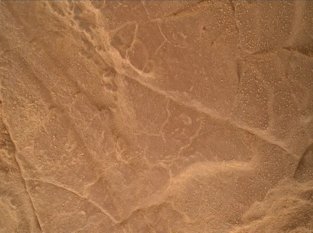 Sol 4350: Mars Hand Lens Imager (MAHLI)