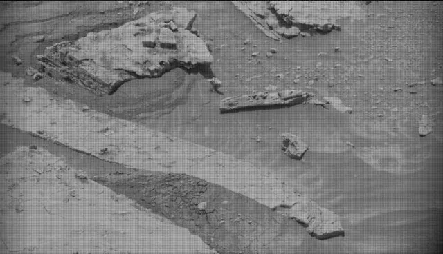 Sol 4352: Mast Camera (Mastcam)