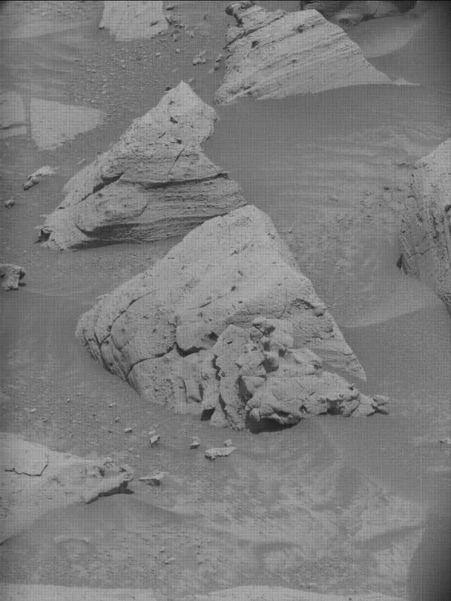 Sol 4352: Mast Camera (Mastcam)