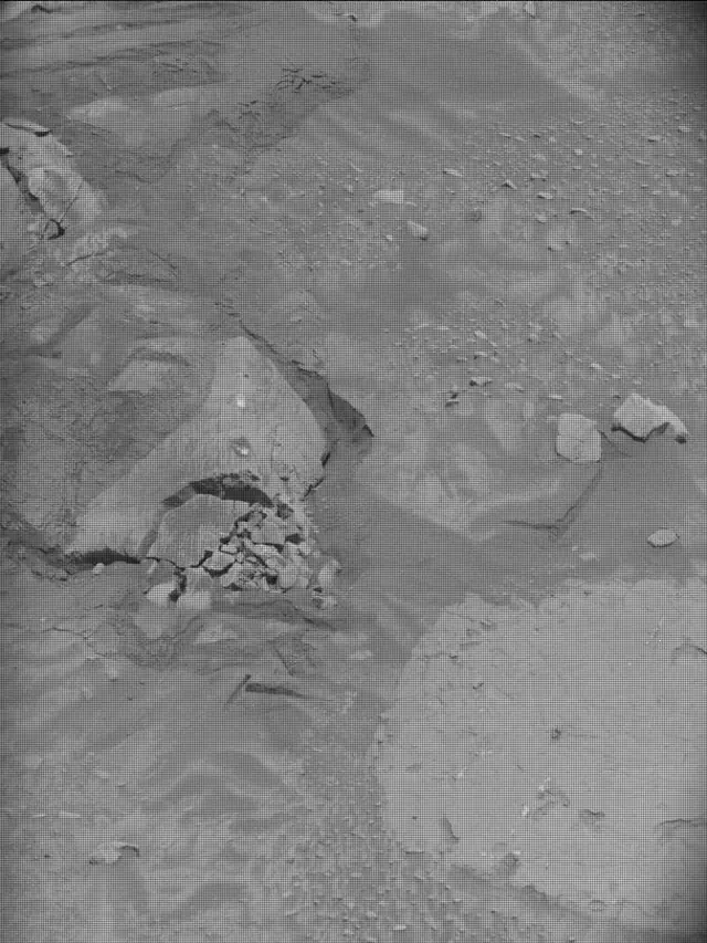 Sol 4352: Mast Camera (Mastcam)