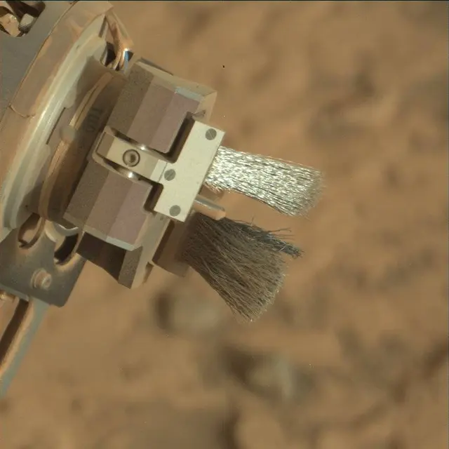 Sol 4352: Mast Camera (Mastcam)