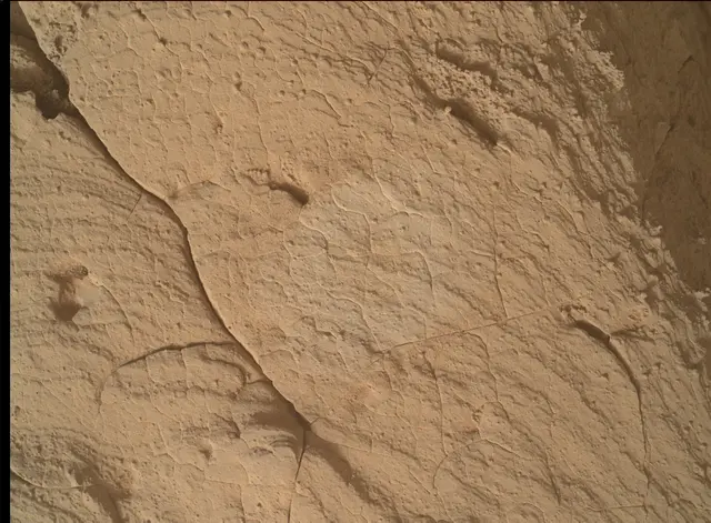 Sol 4352: Mars Hand Lens Imager (MAHLI)