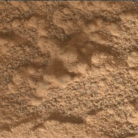 Sol 4352: Mars Hand Lens Imager (MAHLI)