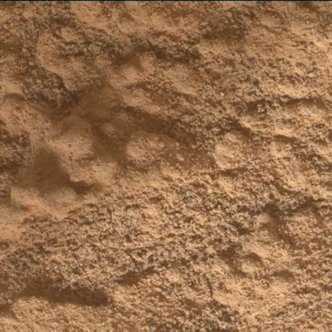 Sol 4352: Mars Hand Lens Imager (MAHLI)