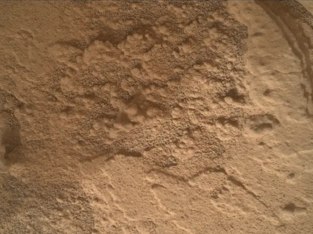 Sol 4352: Mars Hand Lens Imager (MAHLI)