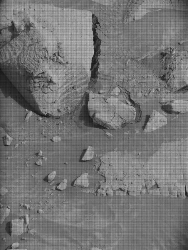 Sol 4353: Mast Camera (Mastcam)