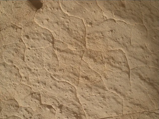 Sol 4353: Mars Hand Lens Imager (MAHLI)
