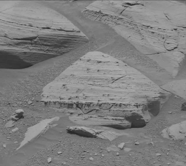 Sol 4355: Mast Camera (Mastcam)