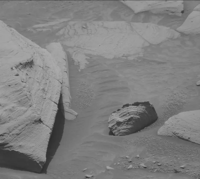Sol 4355: Mast Camera (Mastcam)