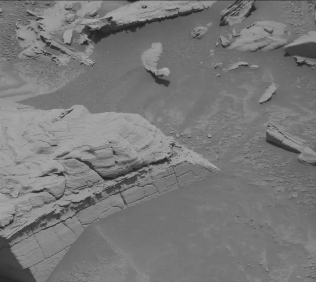 Sol 4355: Mast Camera (Mastcam)
