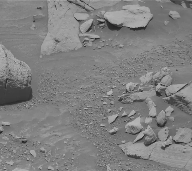 Sol 4355: Mast Camera (Mastcam)
