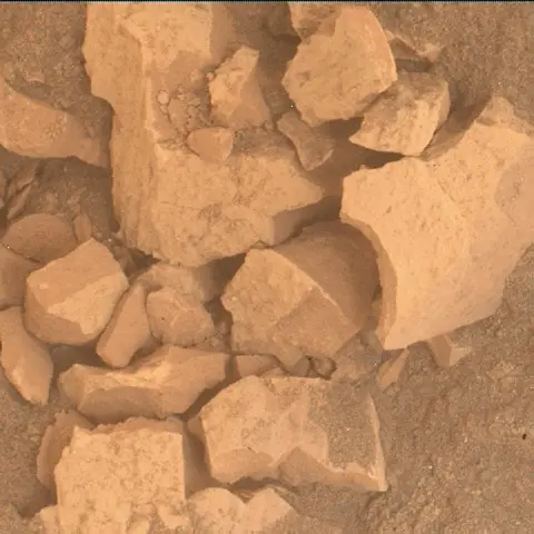 Sol 4355: Mars Hand Lens Imager (MAHLI)