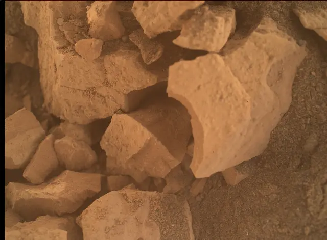 Sol 4355: Mars Hand Lens Imager (MAHLI)