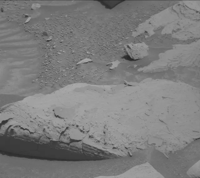 Sol 4357: Mast Camera (Mastcam)