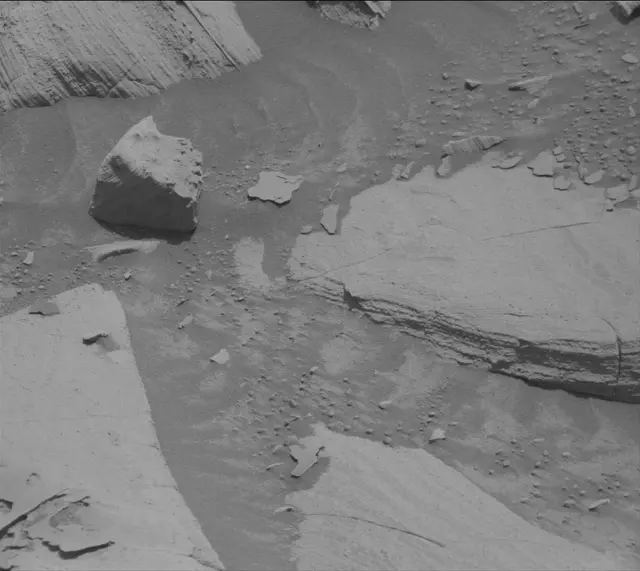 Sol 4357: Mast Camera (Mastcam)