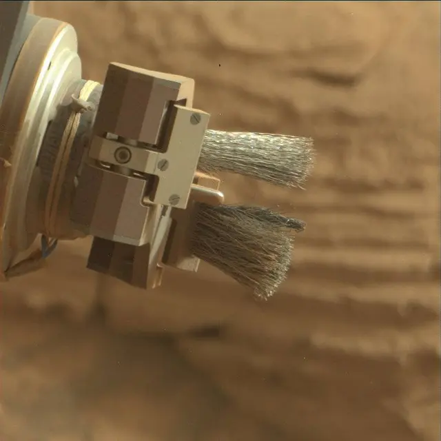 Sol 4359: Mast Camera (Mastcam)