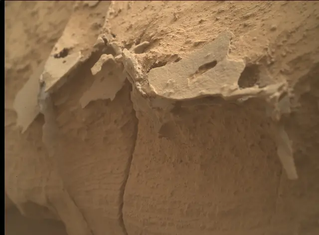 Sol 4359: Mars Hand Lens Imager (MAHLI)